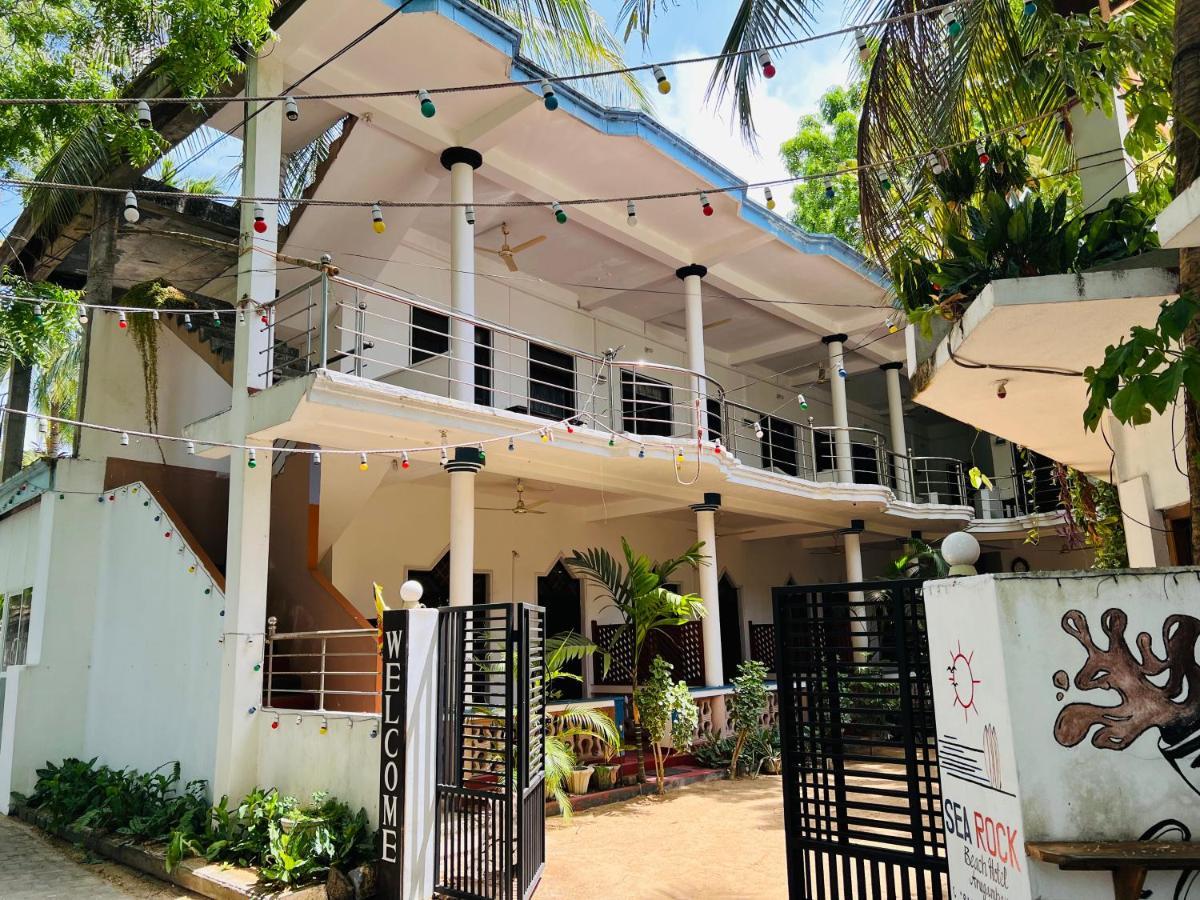 Sea Rock Beach Hotel Arugam Bay Luaran gambar
