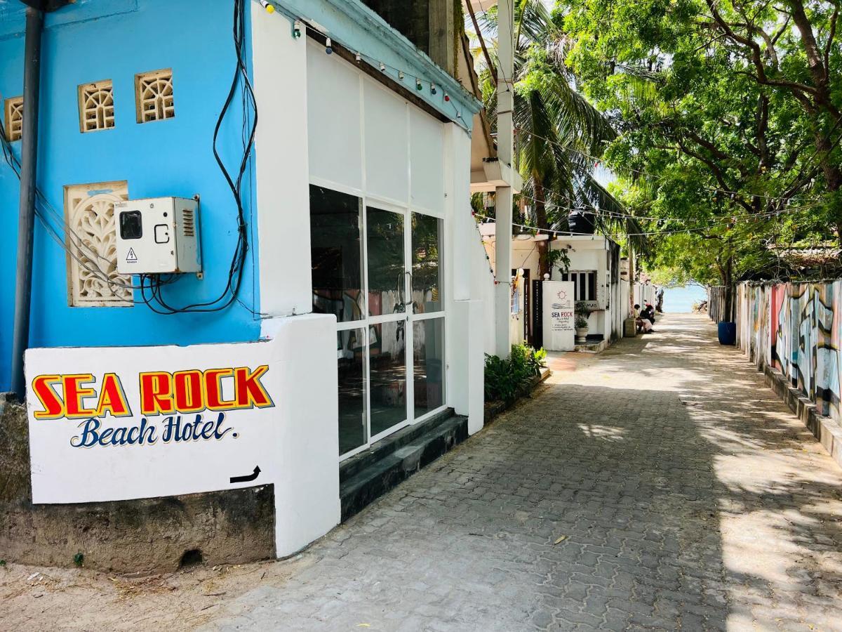 Sea Rock Beach Hotel Arugam Bay Luaran gambar